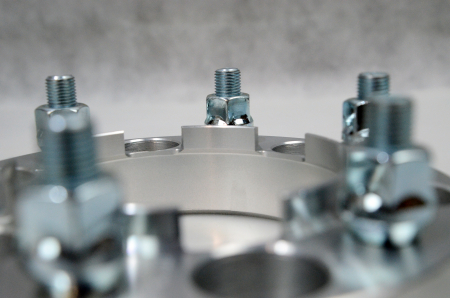 Flanșă distanțier roată cu inel centrare decupat 30 mm 6x139.7 Nissan Patrol [3]