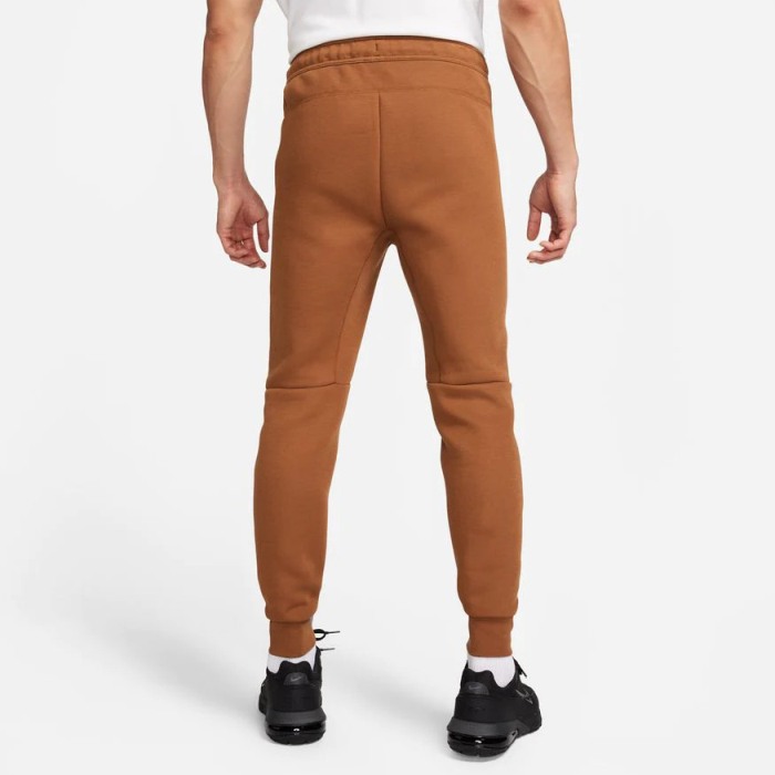 M NK TCH FLC JGGR FB8002-281 [2]