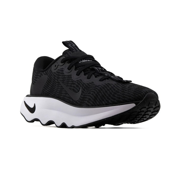 NIKE MOTIVA DV1237-001 [4]