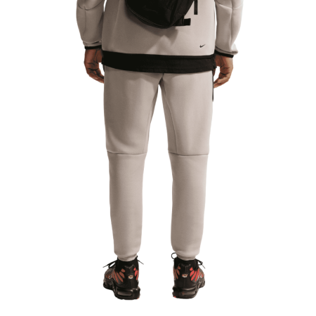 M NK TCH FLC JGGR HV0959-236 [4]