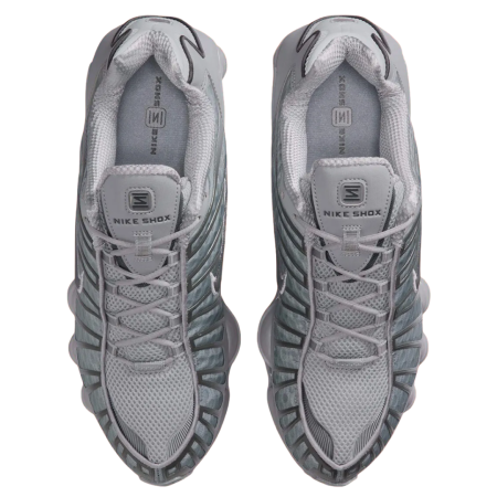 NIKE SHOX TL AV3595-015 [2]