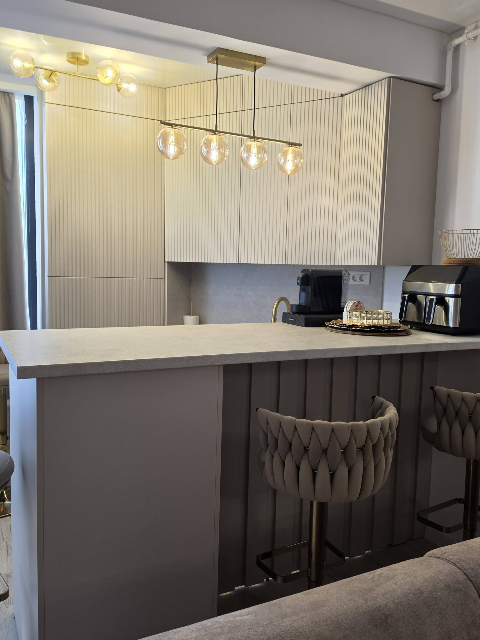 Corpuri suspendate fronturi riflate MDF casmir