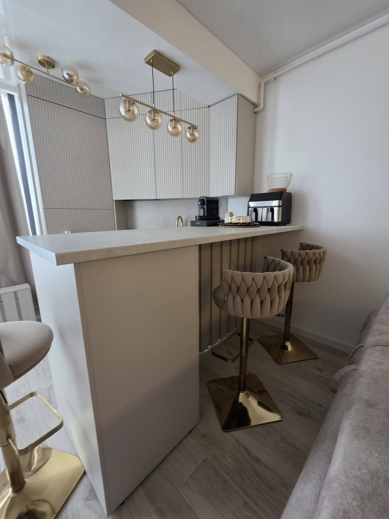 Centrala termica mascata in mobilier de bucatarie