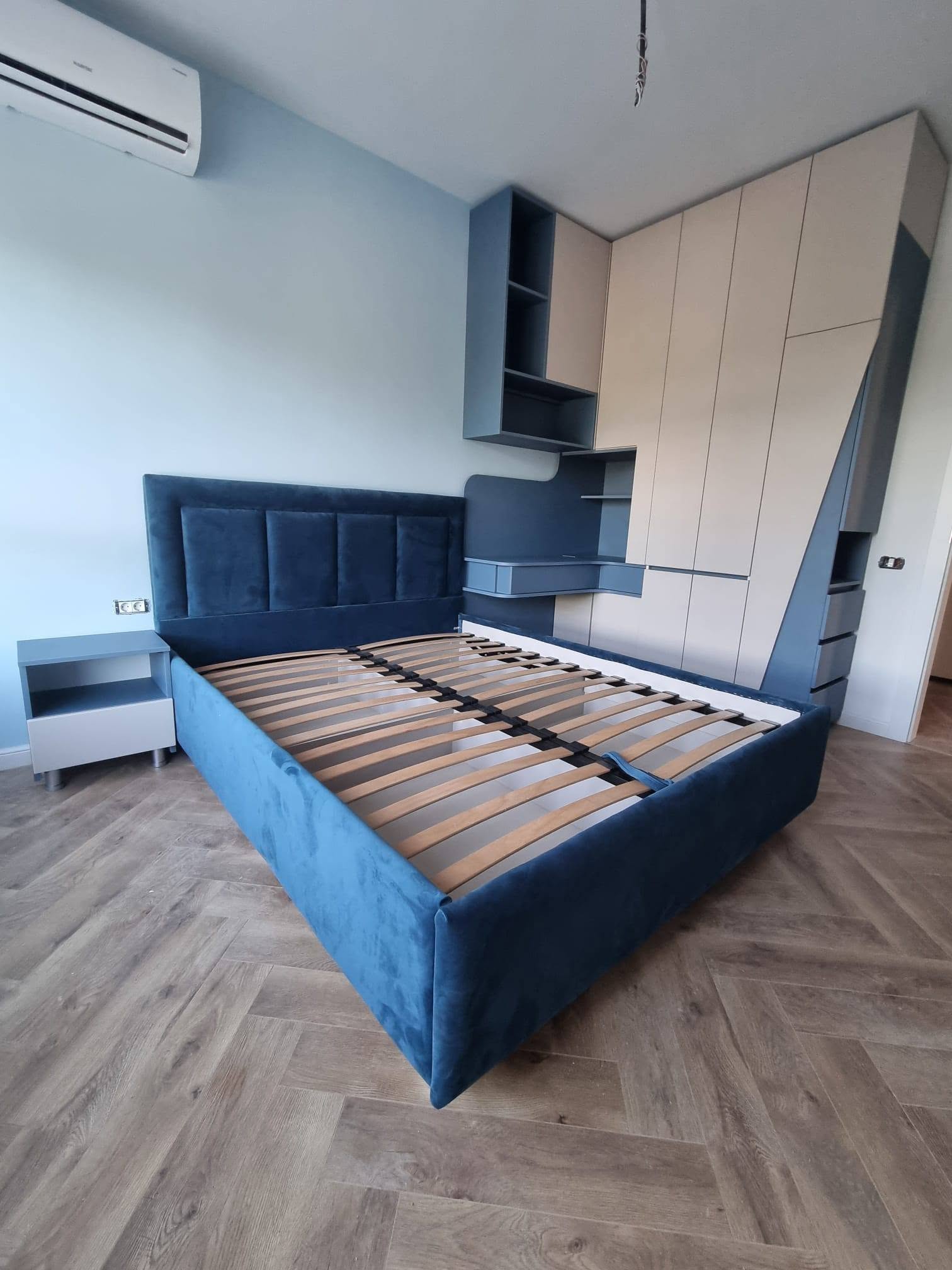 Dormitor modern complet albastru petrol mobilier la comanda Constanta