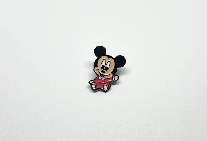 Pin metalic Mickey Mouse [2]