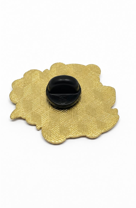 Pin metalic „Panda cu Buchet de Lalele” [3]