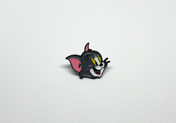 Pin metalic Tom [2]