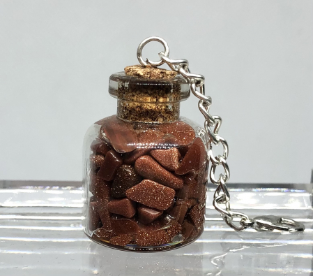 Rasina - Breloc Abundenta cu goldstone