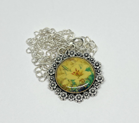 Rasina - Floare galbena