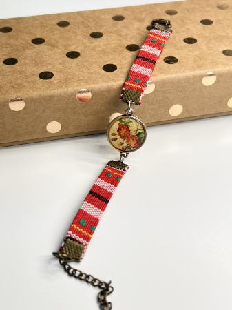 Bratari din material - Gradina romaneasc