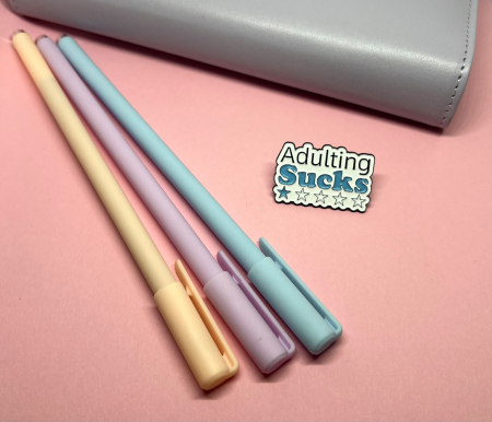 Funny & Mesaje - Pin metalic „Adulting Sucks”