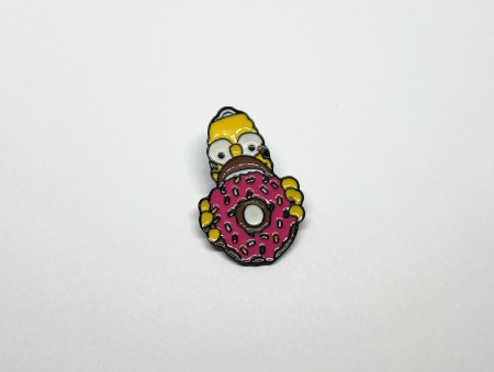 Pin metalic Homer Simpson cu gogoașă [1]