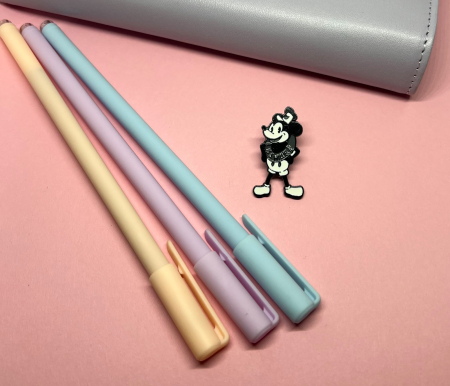 Cute & Lifestyle - Pin metalic „Mickey – Smile”