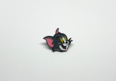 Pin metalic Tom [1]