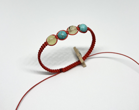 Bratari rosii cu pietre semipretioase - Protectie si Liniste