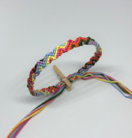 Friendship bracelets - Rainbow Twist