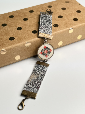 Bratari din piele - Simbol strabun