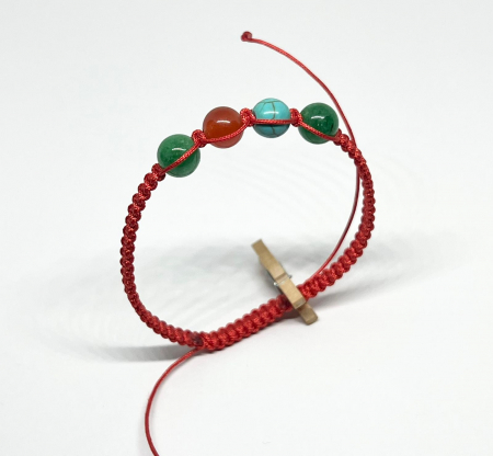 Bratari rosii cu pietre semipretioase - Triada fortelor