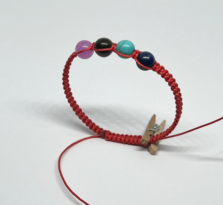 Bratari rosii cu pietre semipretioase - Universul Interior