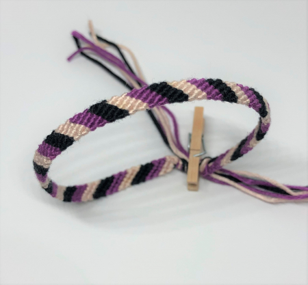 Friendship bracelets - Vanilie si Taciune