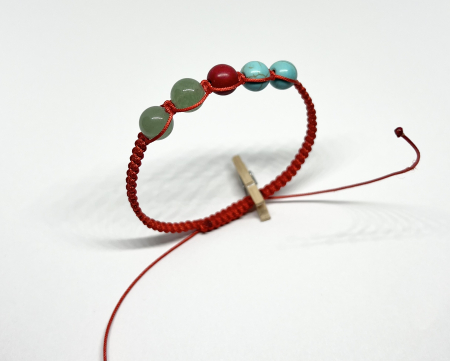 Bratari rosii cu pietre semipretioase - Vitalitate Naturala