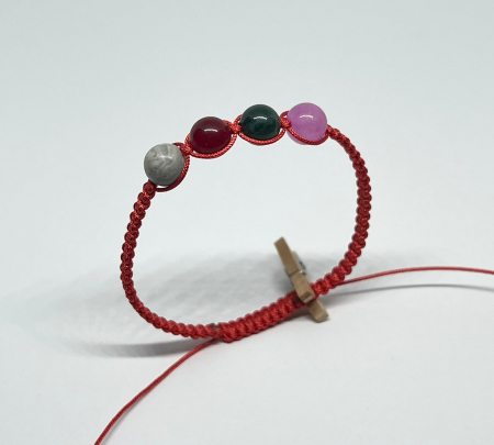 Bratari rosii cu pietre semipretioase - Vitalitate si Rabdare