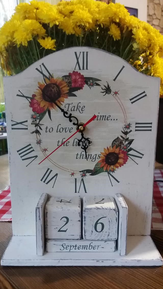 Calendar perpetuu cu ceas, handmade, model Coroniță flori [1]