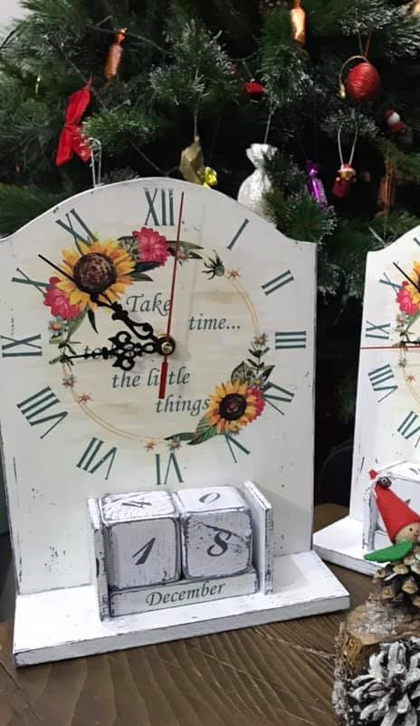 Calendar perpetuu cu ceas, handmade, model Coroniță flori [3]