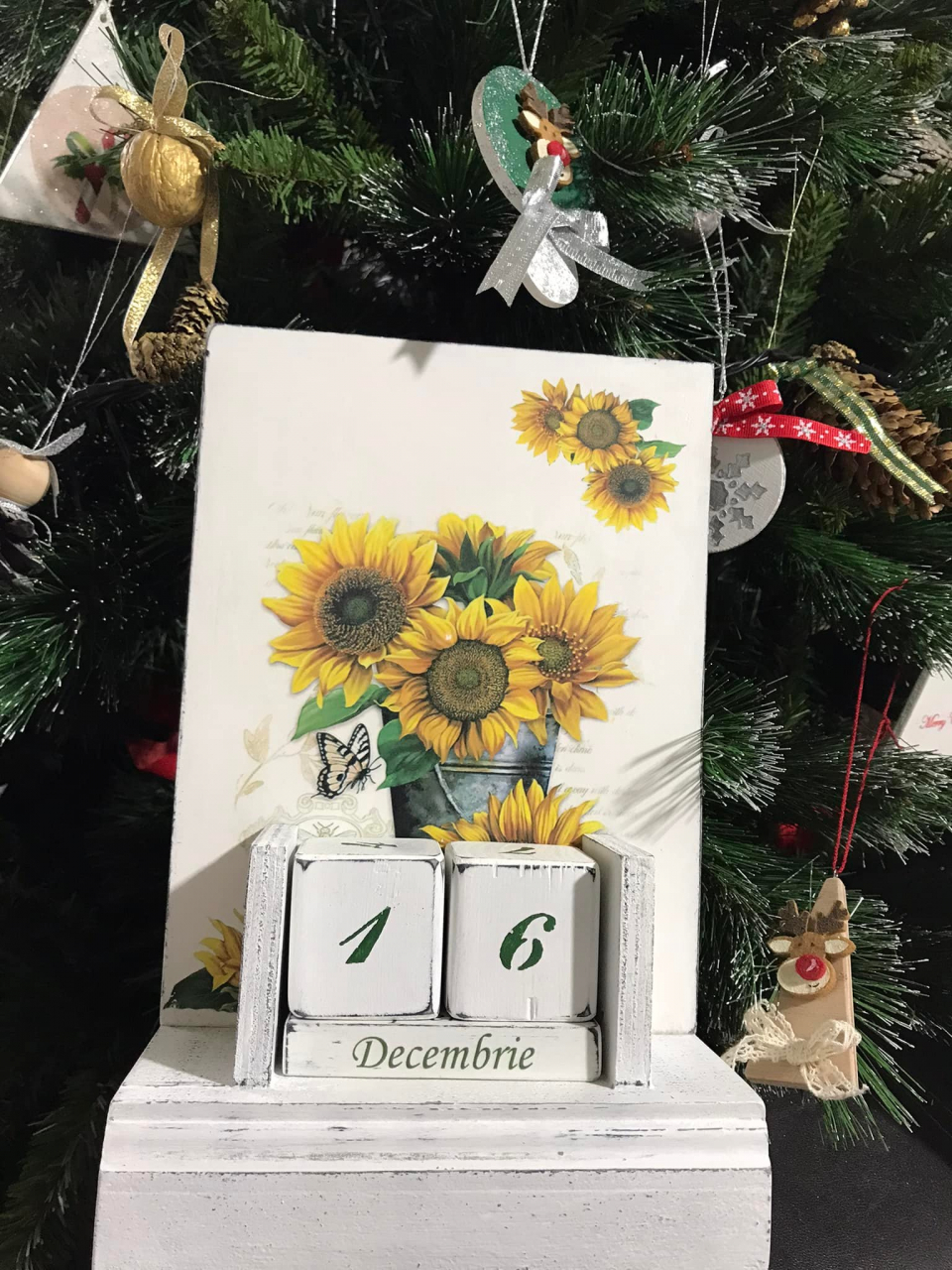 Calendar perpetuu handmade, model Floarea-soarelui [3]