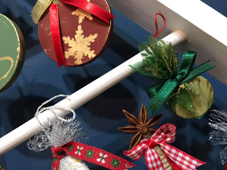 Mini brăduț lemn, culoare alb [9]