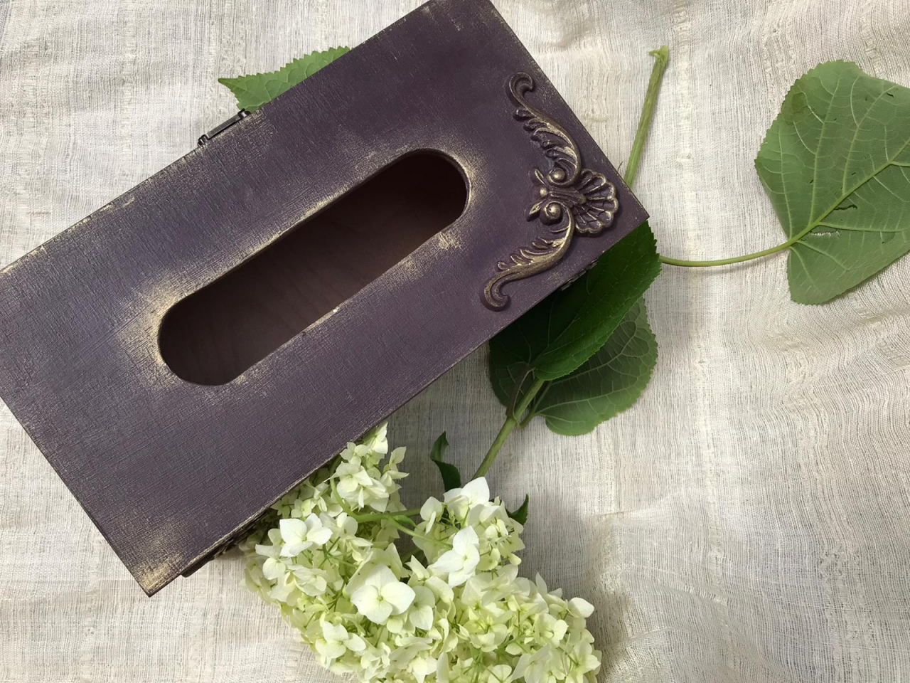 Suport șervețele handmade, model cu aplicații 3D, culoare maro, aspect vintage [5]