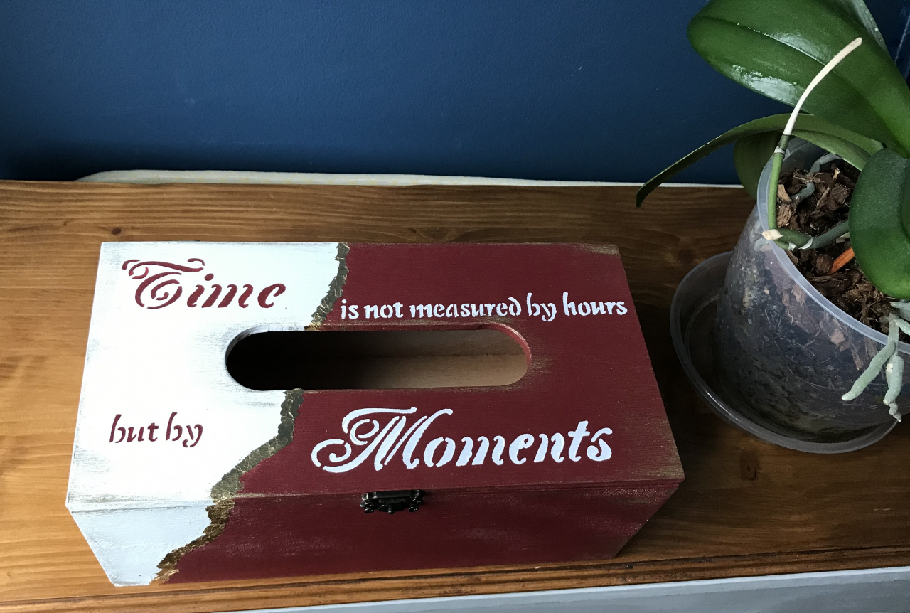 Suport șervețele handmade, model cu foiță aurie, aspect vintage [1]