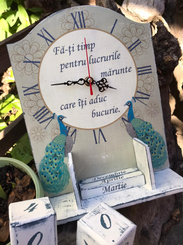 Calendar perpetuu cu ceas, handmade, model Păuni [6]