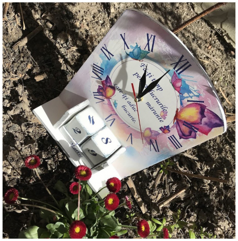 Calendar perpetuu handmade, cu ceas, model Fluturi [1]