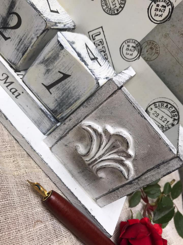 Calendar perpetuu, handmade, model cu cărți poștale și suport pentru instrumente de scris [5]