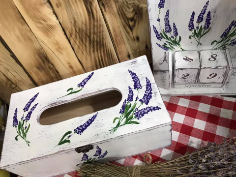 Set pictat Lavandă format din calendar perpetuu și suport pentru șervețele [2]