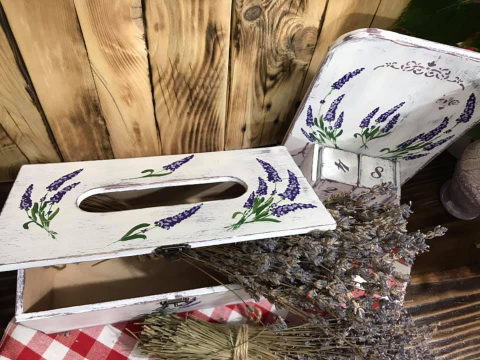 Set pictat Lavandă format din calendar perpetuu și suport pentru șervețele [3]