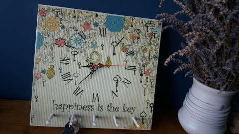 Cuiere și suporturi pentru chei - Suport pentru chei, model cu ceas