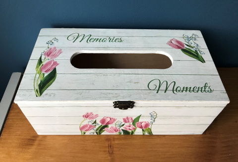 Suporturi șervețele - Suport șervețele handmade, model Lalele