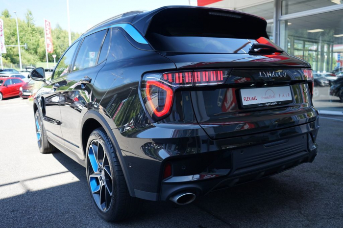 01 1.5 TD PHEV Aut. LED ACC 360° [5]