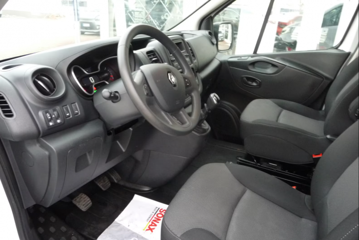 Renault Trafic Combi L1H1 [7]