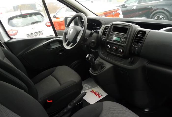 Renault Trafic Combi L1H1 [10]