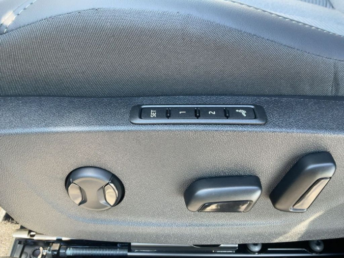 Skoda Enyaq 60 AHK [9]