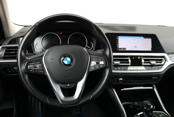 BMW 320 d Advantage Automatik [9]