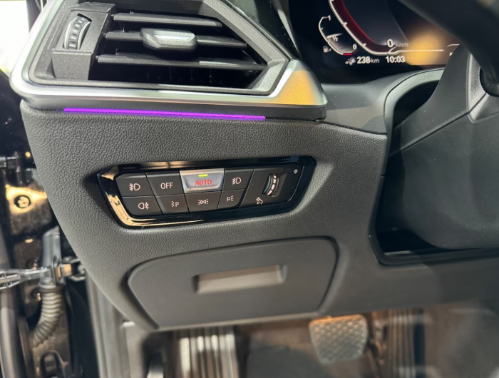 BMW 330 e Luxury Line [20]