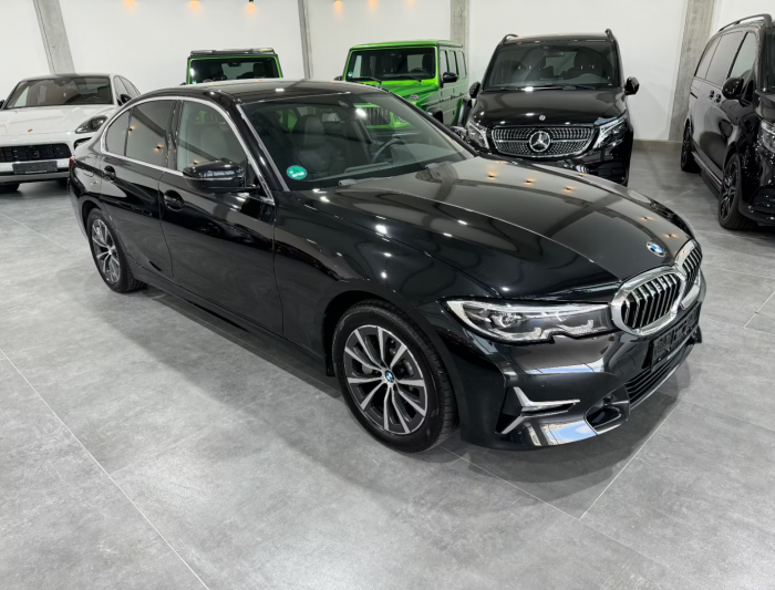 BMW 330 e Luxury Line [4]