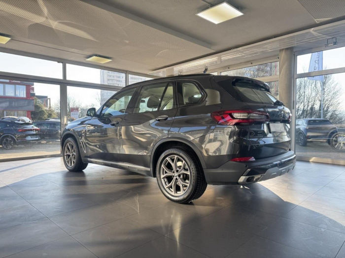 BMW X5 xDrive 25 d xLine [4]