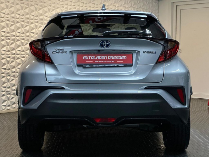 Toyota C-HR 1.8 HYBRID TEAM [5]