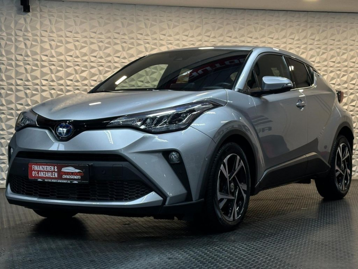 Toyota C-HR 1.8 HYBRID TEAM [3]