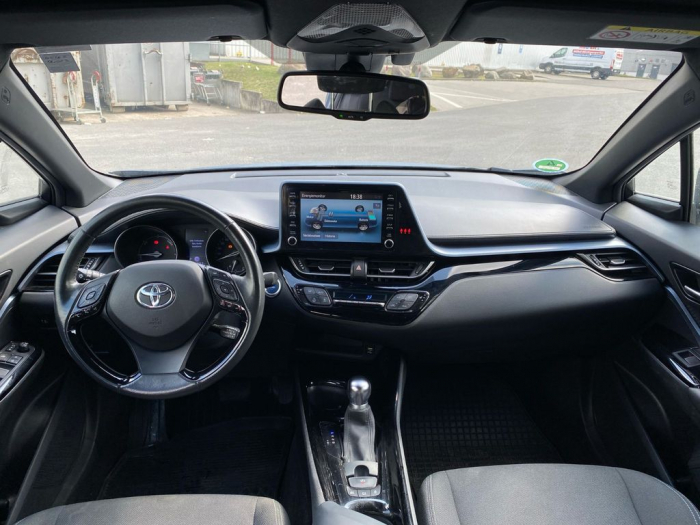 C-HR 2.0-l-VVTi Hybrid Team D [6]